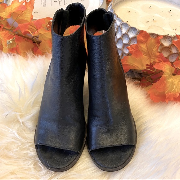 Steve Madden Shoes - Steve Madden Shoes